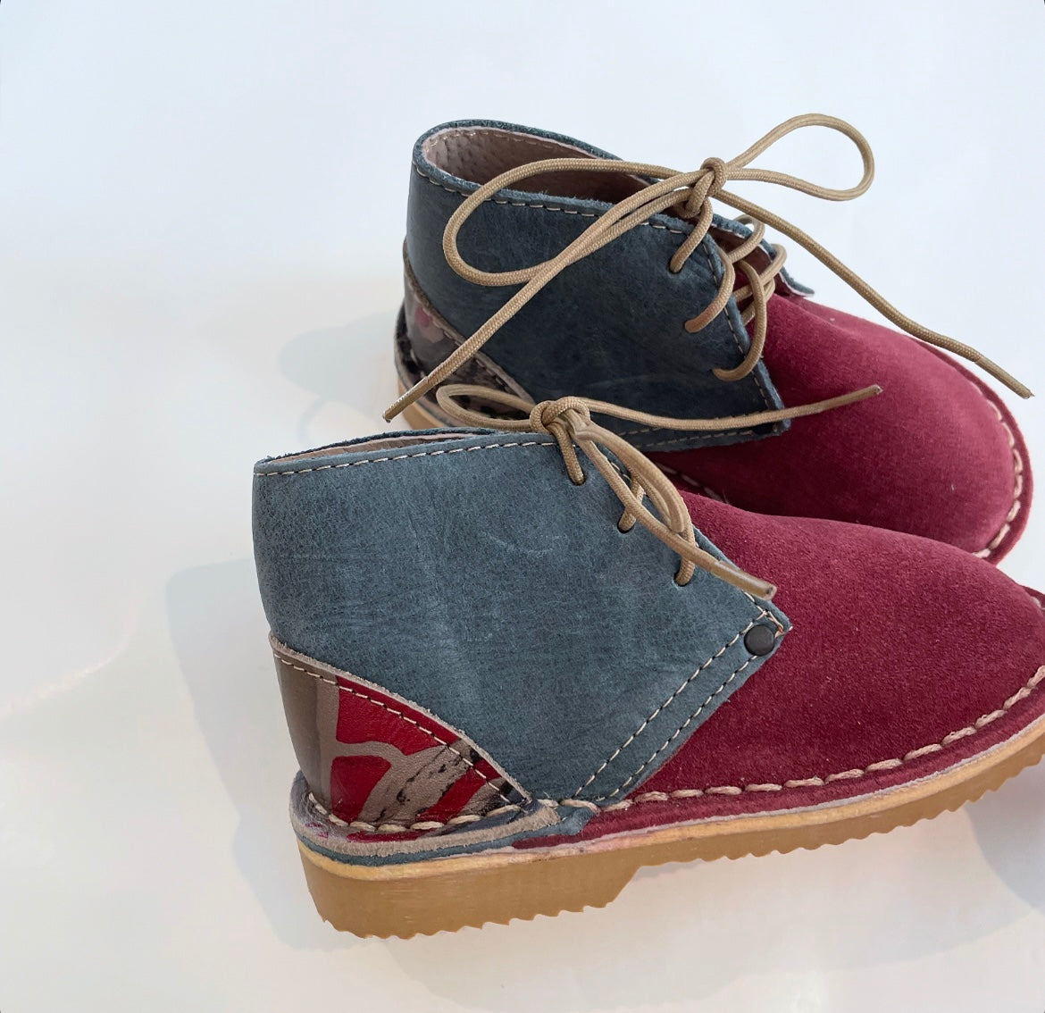 BURGUNDY PATTERN VELLIES