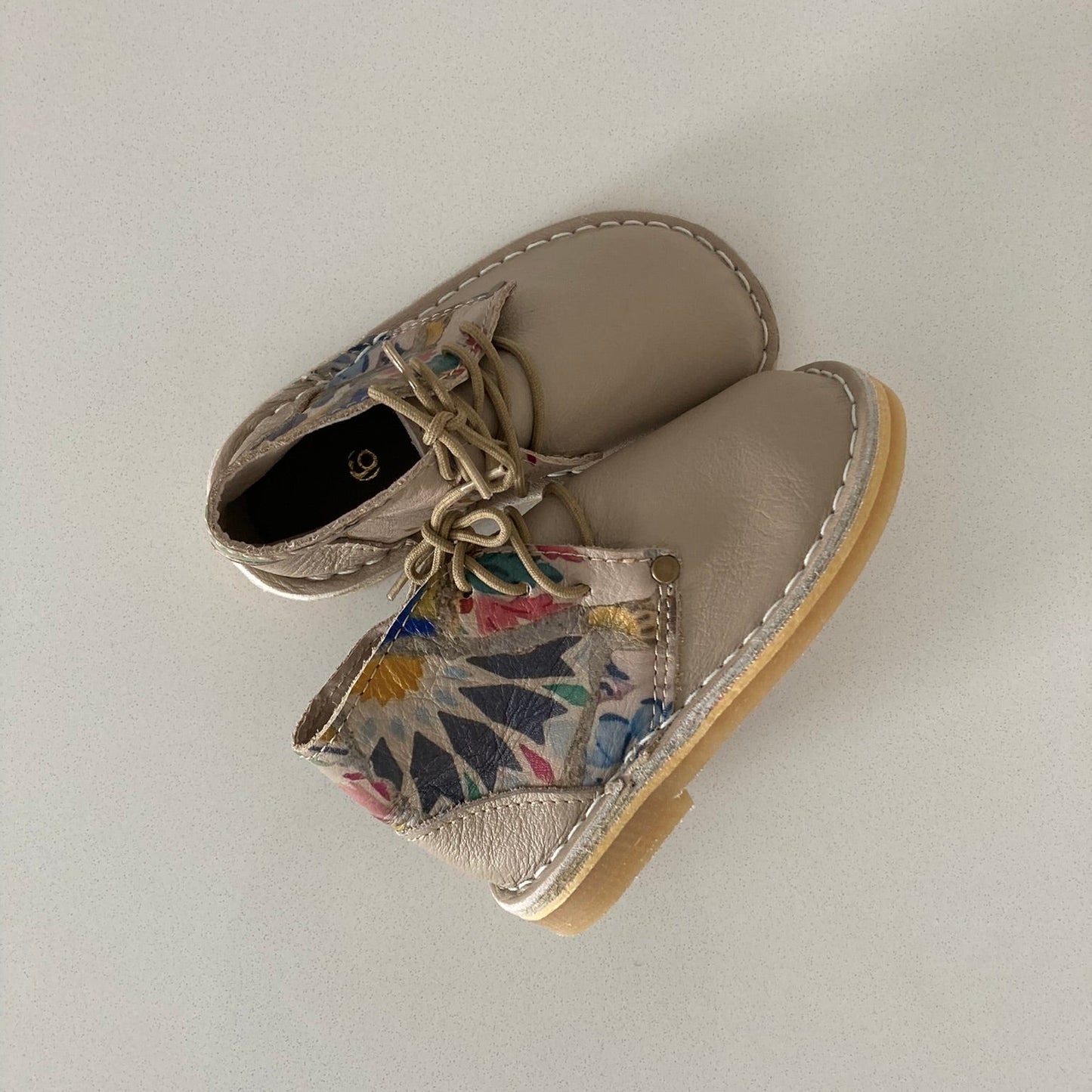 COLOUR PATTERN VELLIES