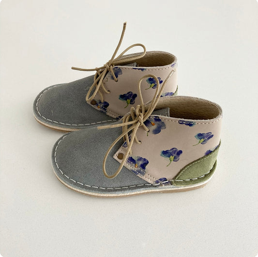 Grey/Green Flower Vellies