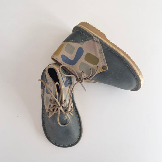 GEOMETRIC VELLIES