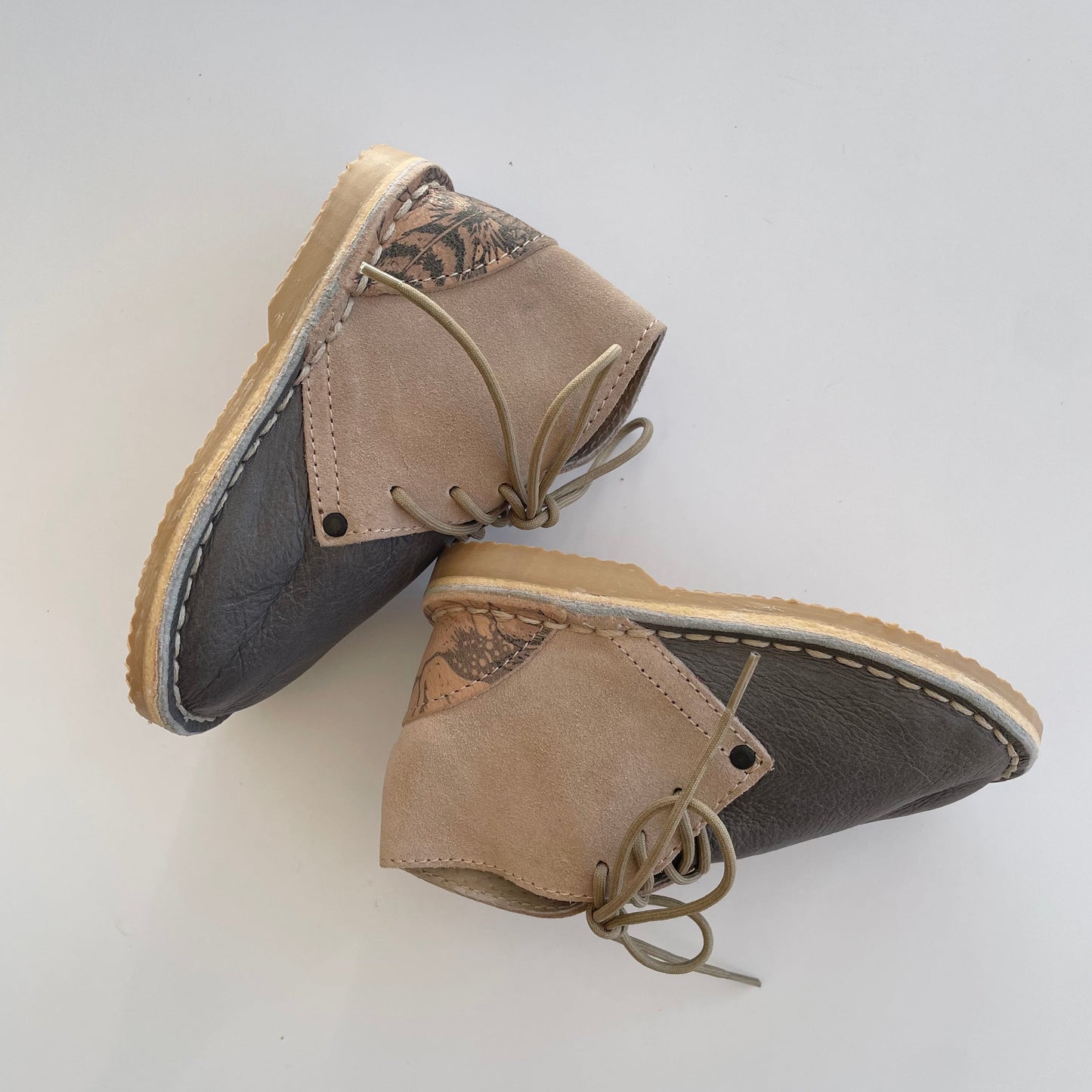 TWO-TONE VELLIES